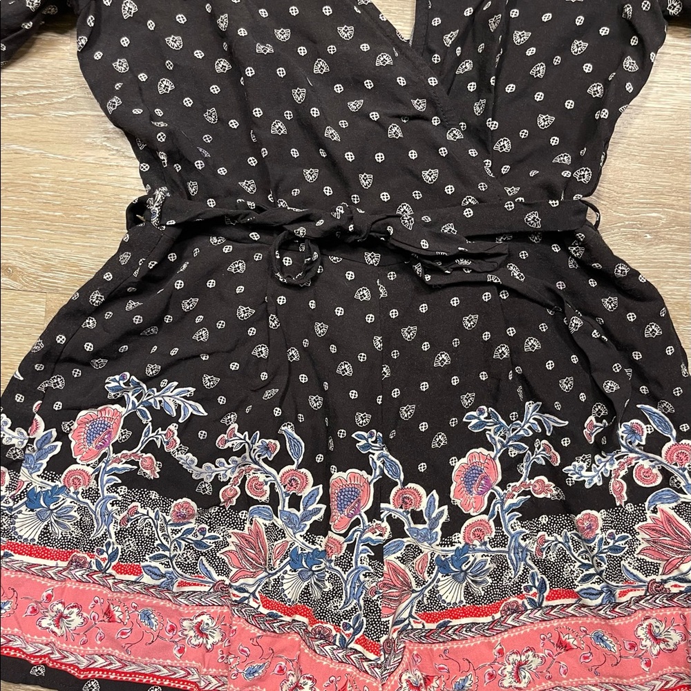 Romper - Picture 3 of 5